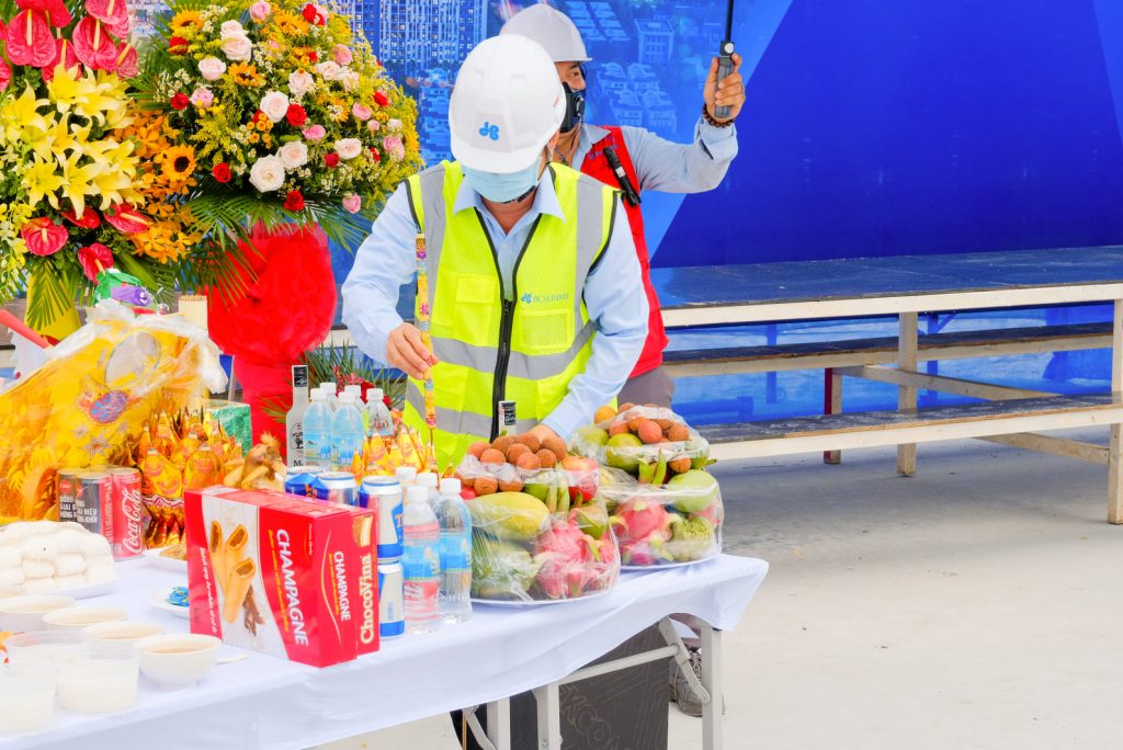 Lễ cất nóc Tòa tháp Park 3 Dự án Căn hộ Picity High Park